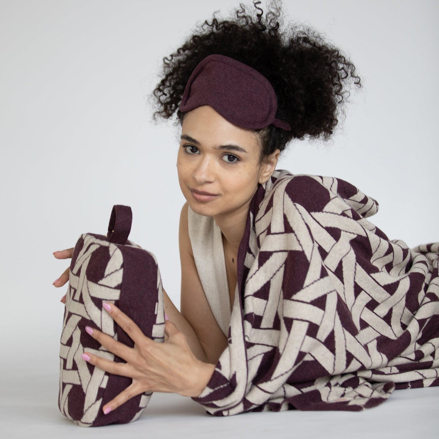Riti Organic Cotton Travel Blanket and Eye Mask Set