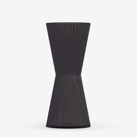 AIZ Glass in Charcoal