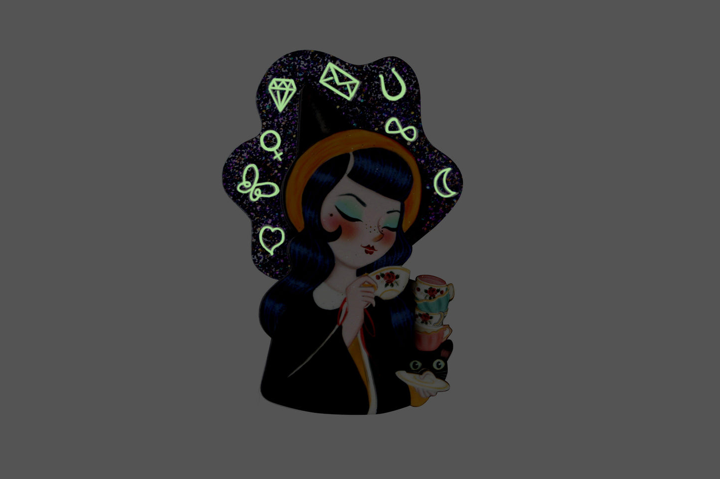 Witch Reading Tasseomancy Brooch by Laliblue