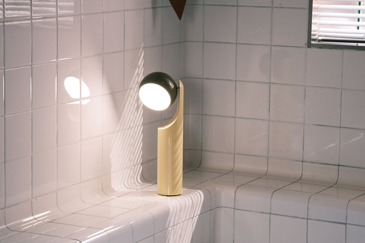 Mono Portable Reading Lamp - Verde Olive/Natural Yellow