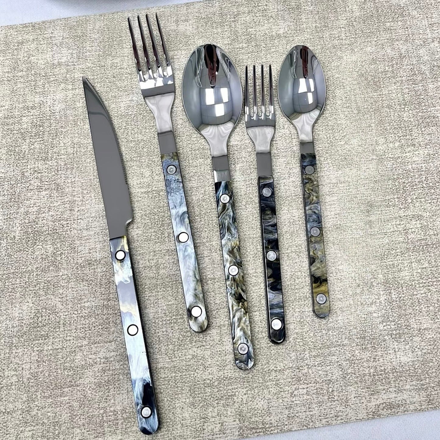 Set Of 10 Pcs Terra Flatware, Modern Elegant Cutlery Silverware