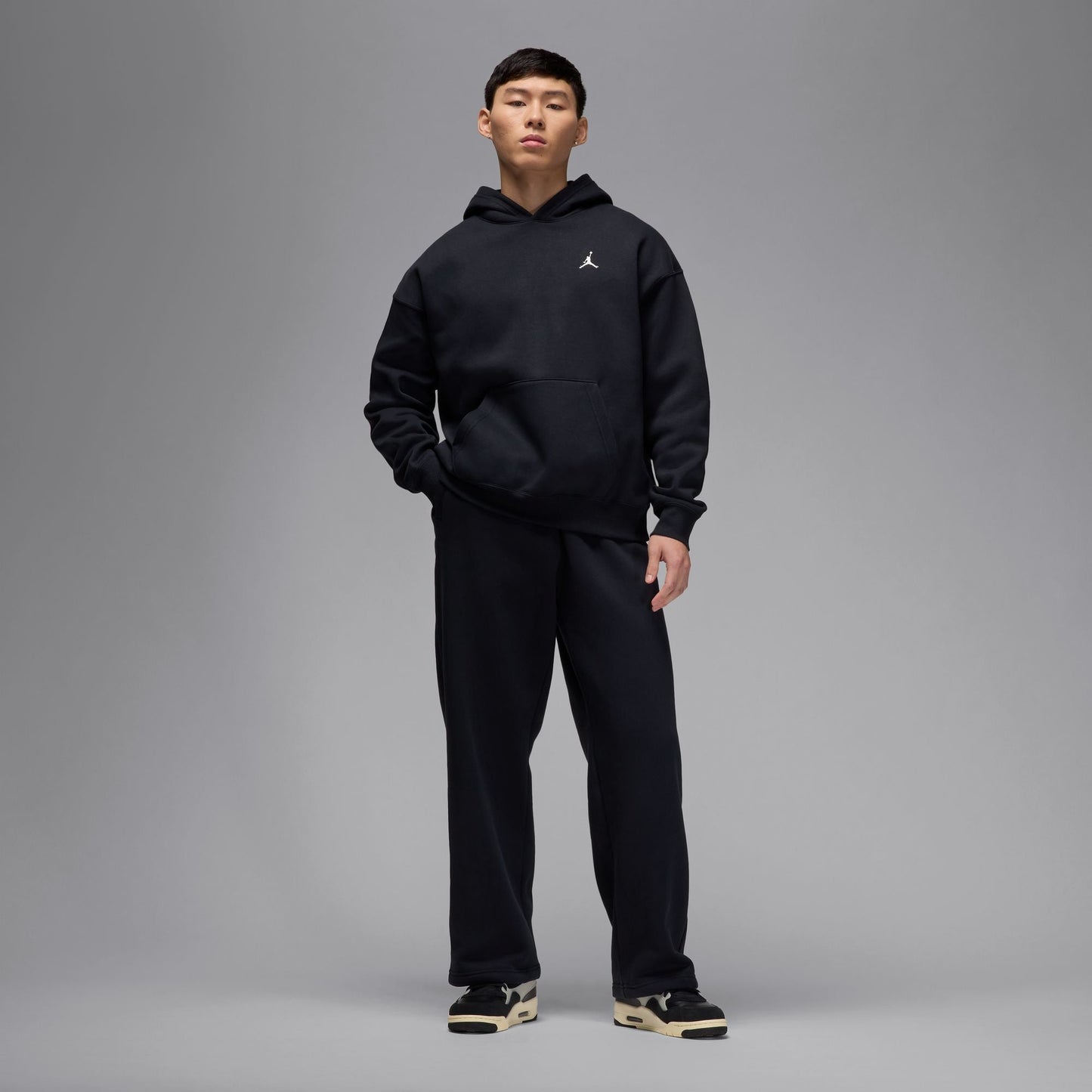 Air Jordan Mens Oversized Open-Hem Sweatpants -  Black