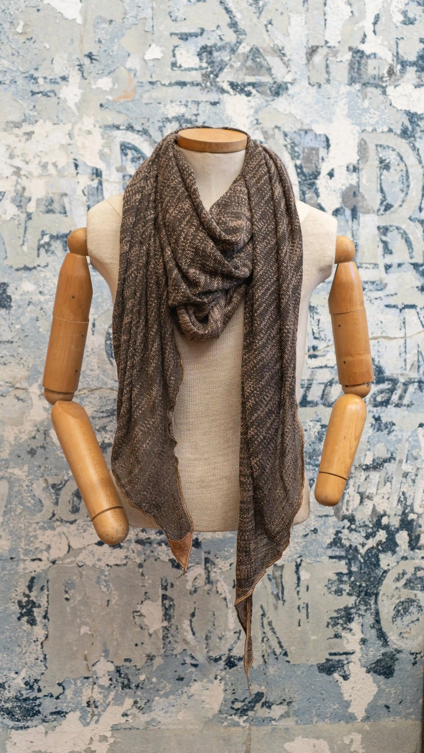 Season of Onyx Scarf - Osadia Concept Store