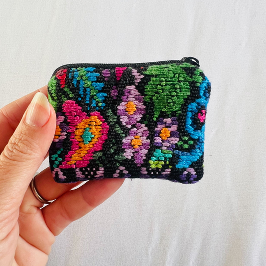 Maya Up-cycled Huipil Cosmetic One-of-a-Kind Bag (Tiny) - Guatemala - Osadia Concept Store