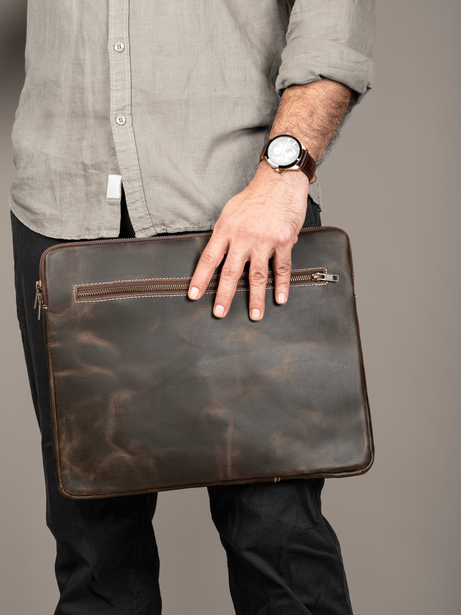 Brown Laptop Sleeve - Osadia Concept Store