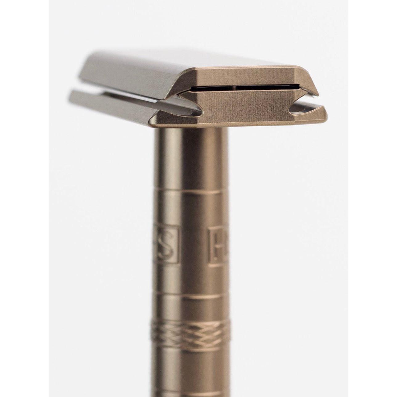 Henson Shaving [AL13-V2] Medium Safety Razor