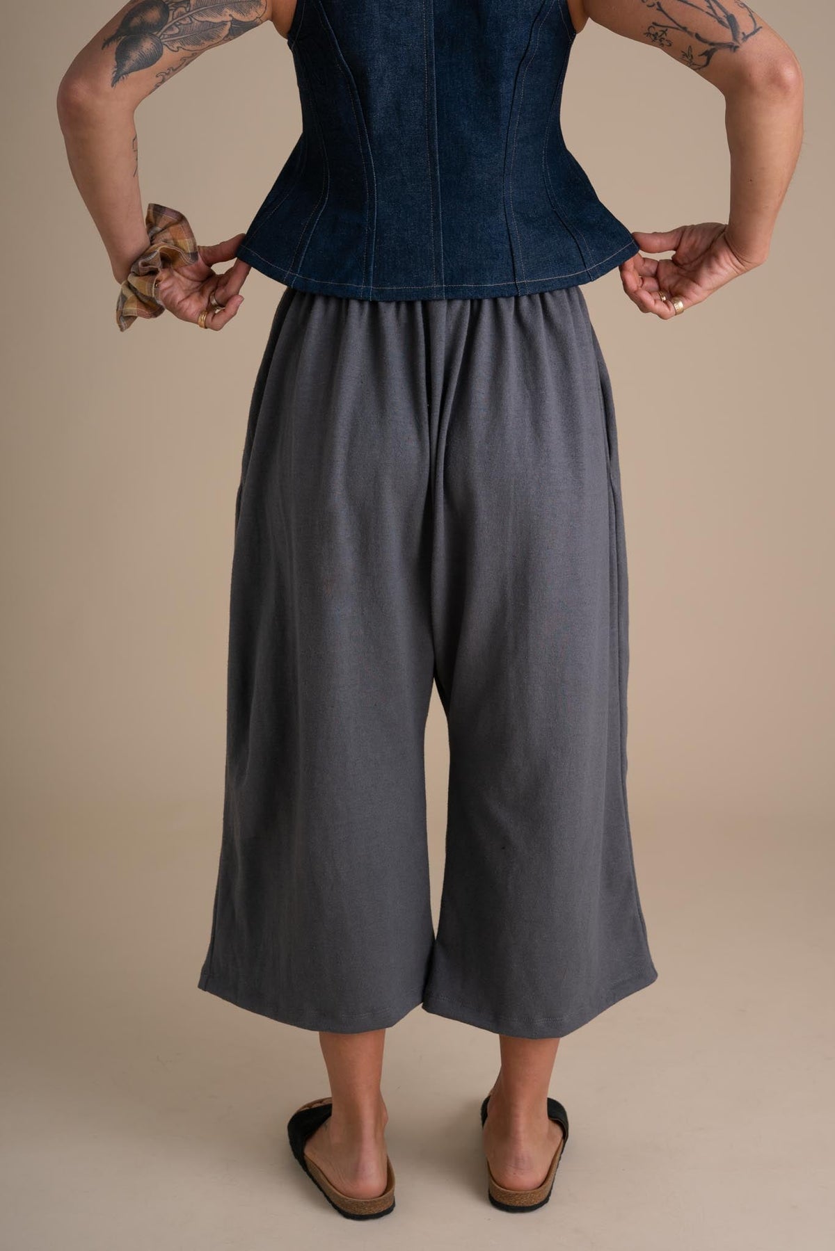 Weekend Pants (Updated) in Concrete