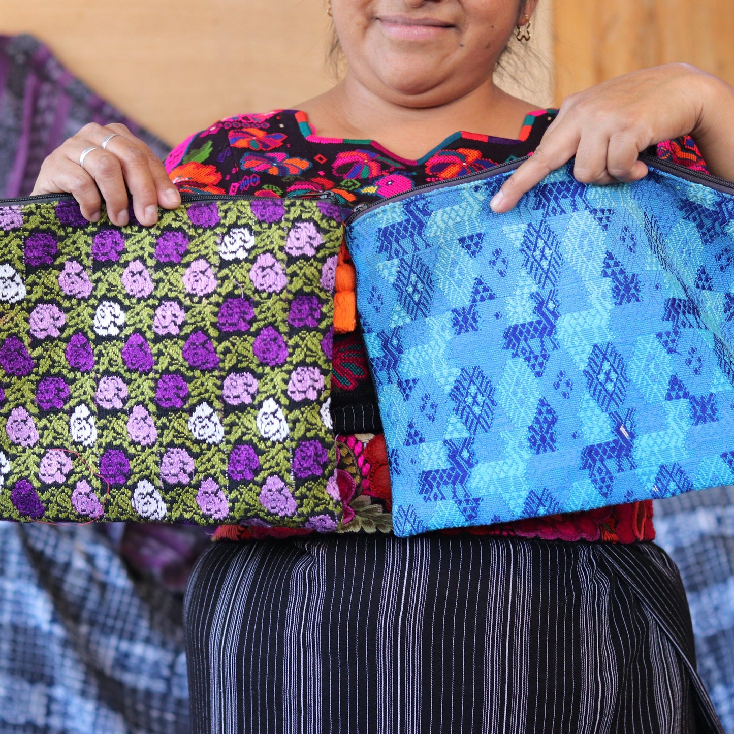 Maya Up-cycled Huipil Cosmetic One-of-a-Kind Bag (2XL) - Guatemala - Osadia Concept Store