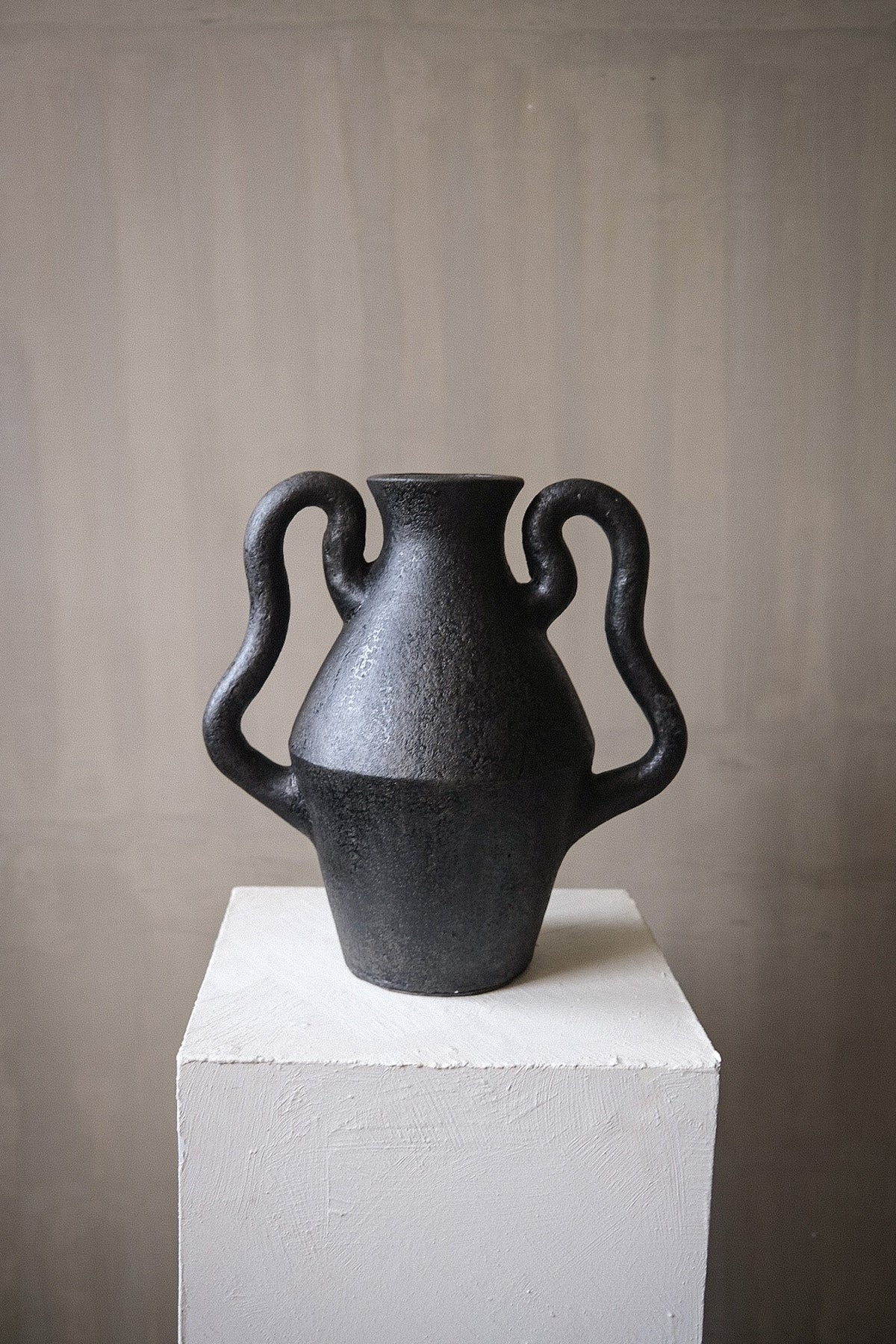 Waya Vessel Black