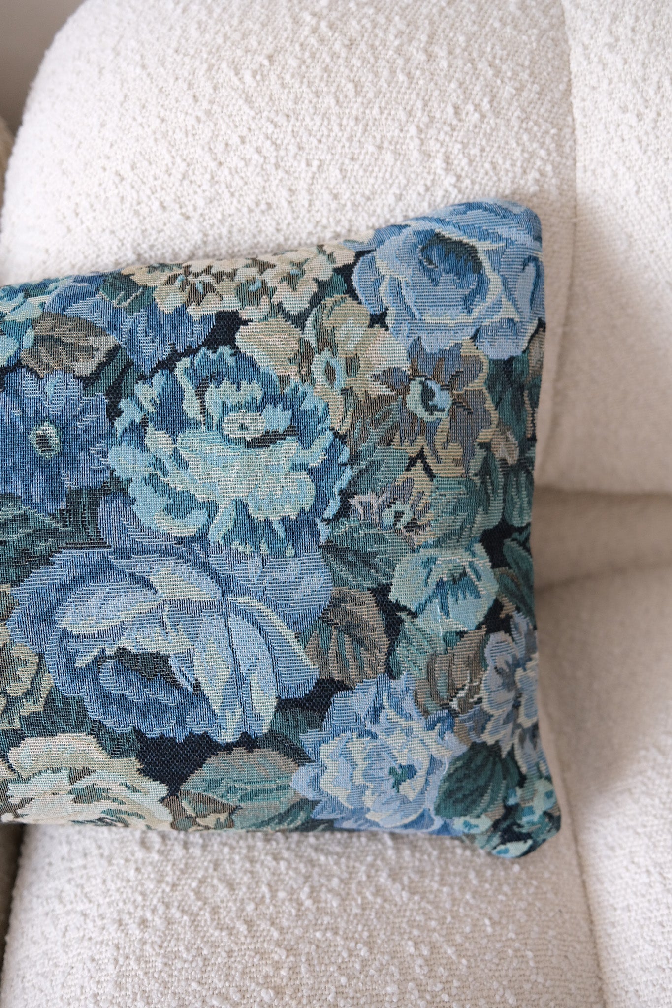 Celeste Reversible Tapestry Lumbar