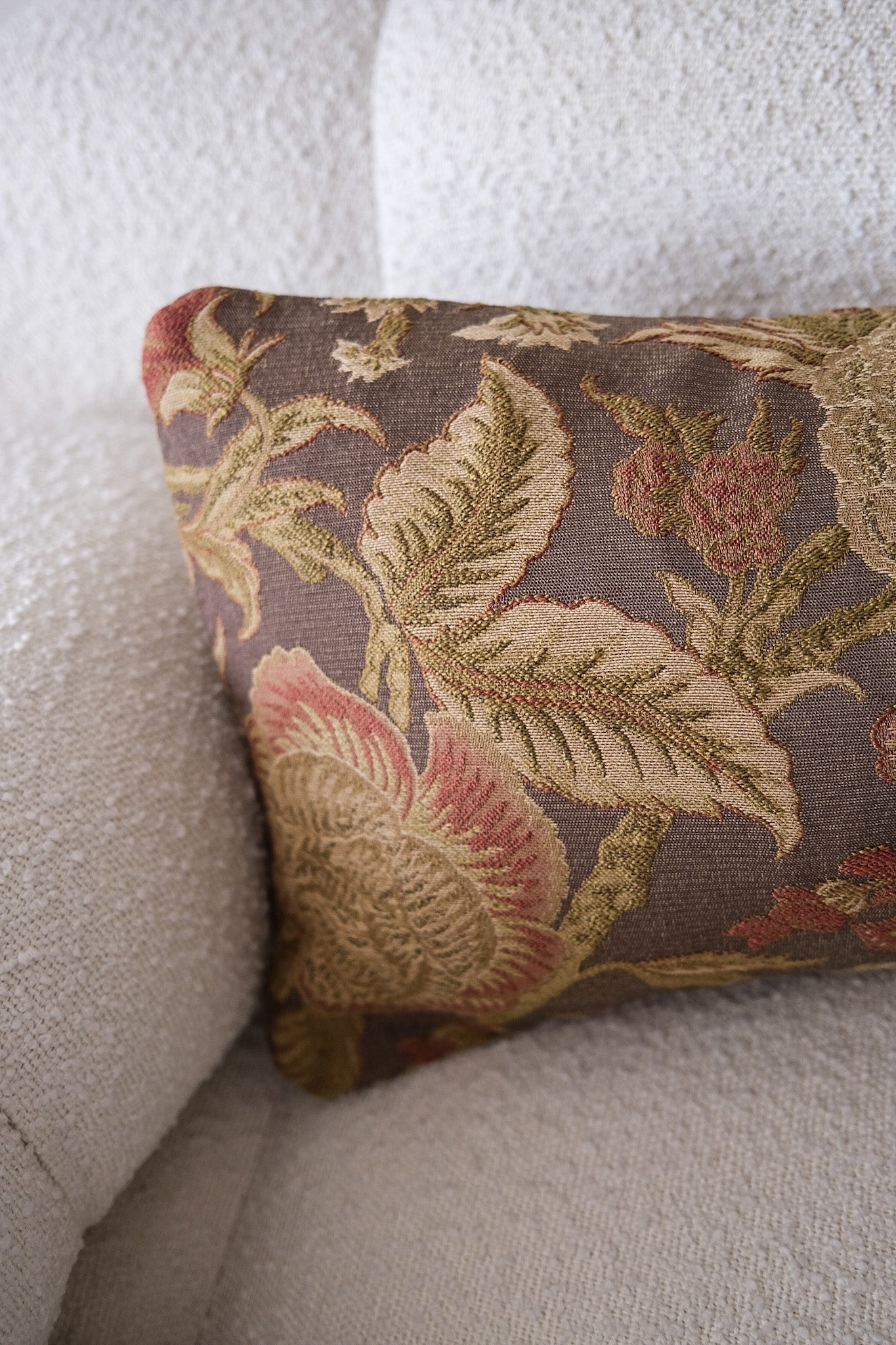 Elea Reversible Tapestry Lumbar