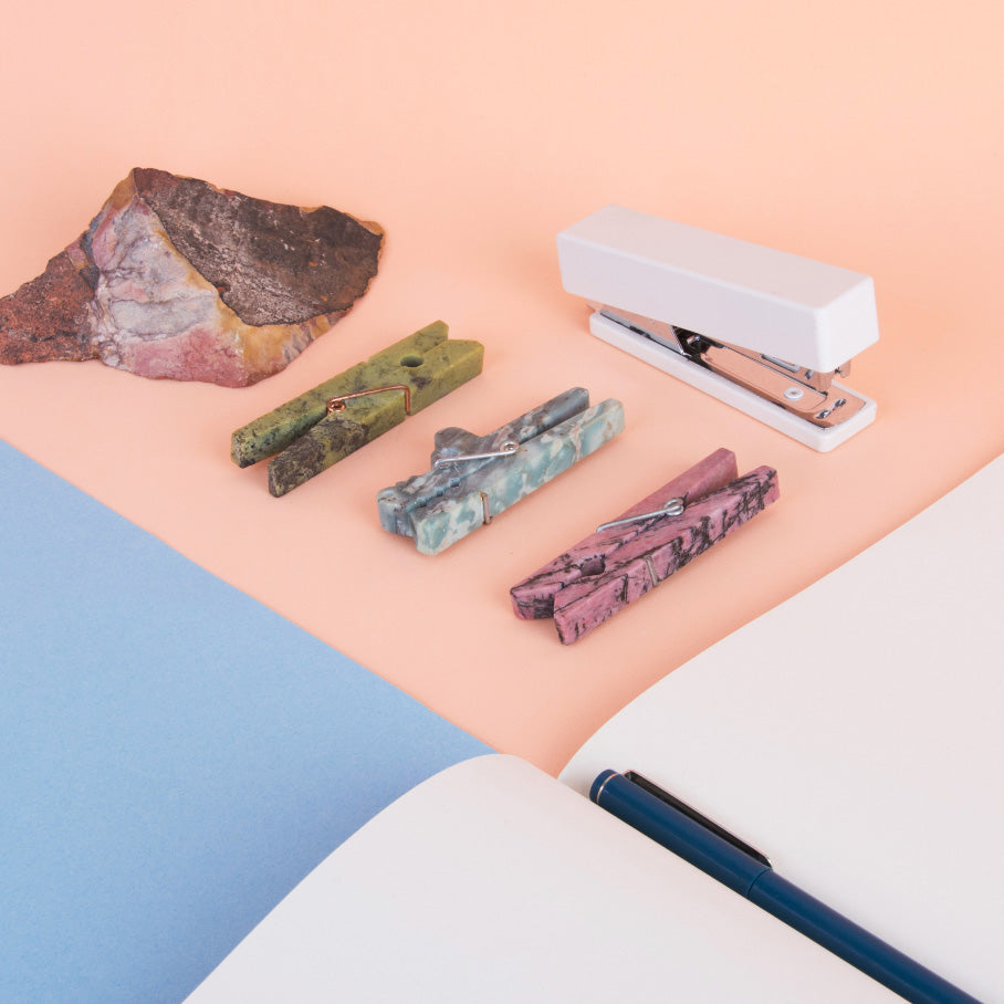 Decorative gemstone Laundry Clip Celestine blue