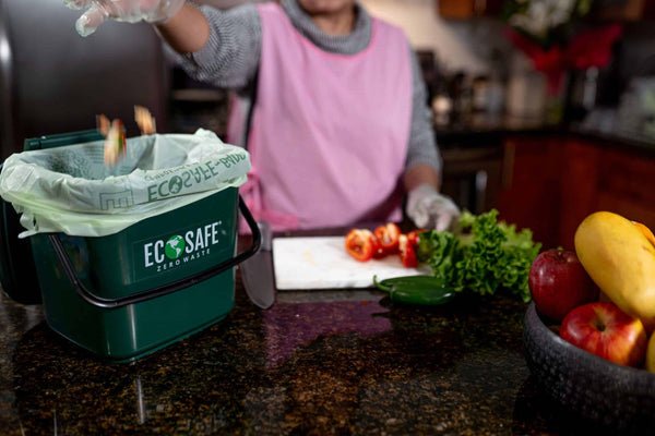 EcoSafe 2.5-Gallon Kitchen Caddy, Eco-Friendly Compost Container, Small Food Waste Bin for Food Scraps and Trash (QTY 1), SKU KCGRN - Osadia Concept Store