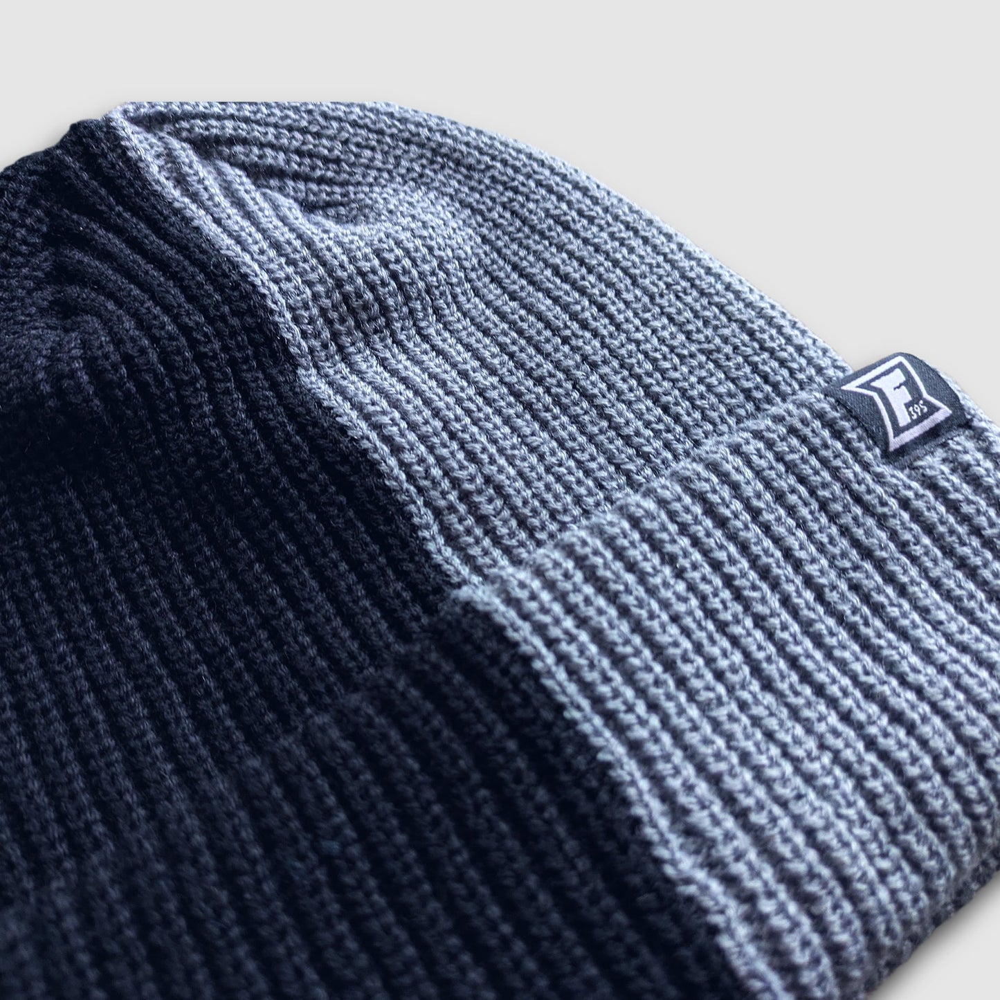 2-Tone Split Color Beanie - Black/Gray