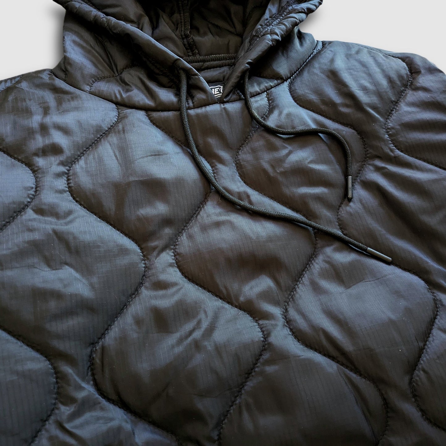 Sherwin Puff Hoodie - Black