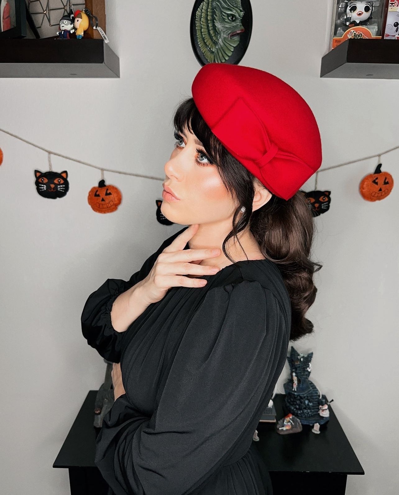 The Head-Turner Structured Beret by Lipstick & Chrome -RED