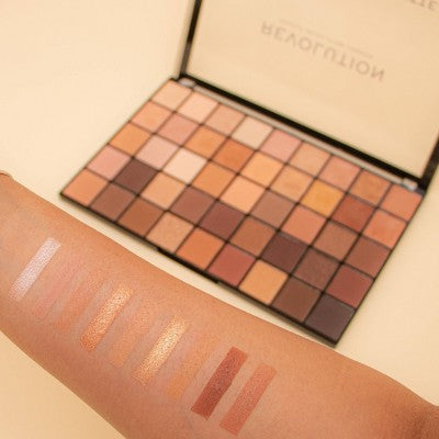 Makeup Revolution Maxi Reloaded  Eyeshadow Palette Ultimate Nudes 0.27oz - Imperfect Container