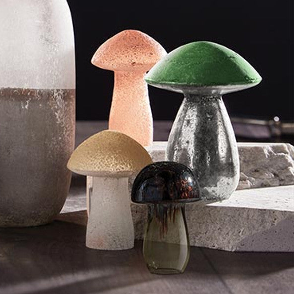 Glass Mushrooms in Set of 4 | Glass Figurines Sculpture for Indoor/Outdoor Decor