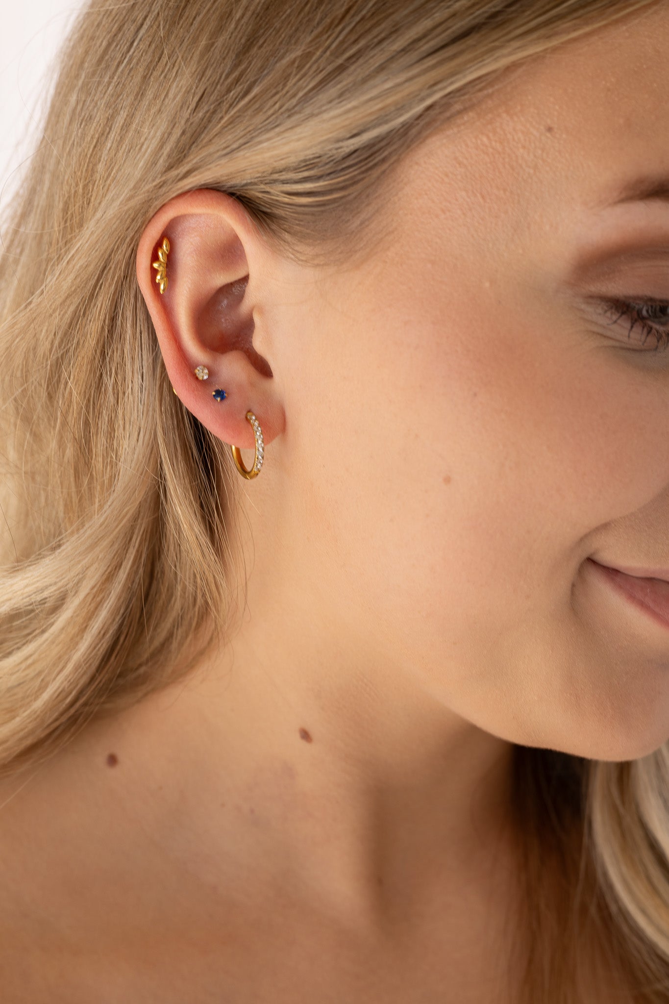 Crystal Flat Back Stud in Blue - Osadia Concept Store
