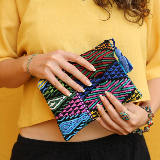 Maya Up-cycled Huipil Cosmetic One-of-a-Kind Bag (XL) - Guatemala - Osadia Concept Store