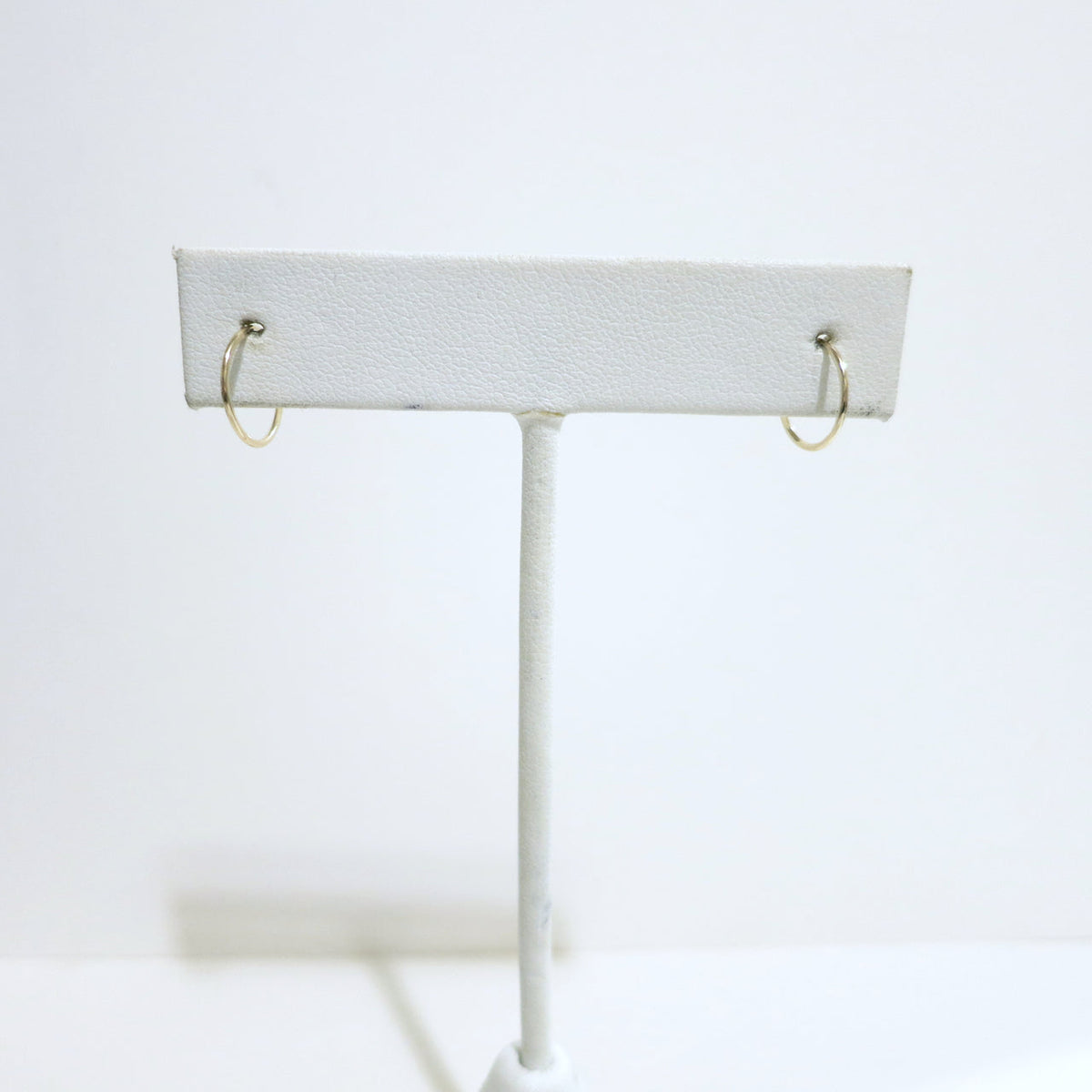 DELICATE HOOP EARRINGS 14KT YELLOW GOLD
