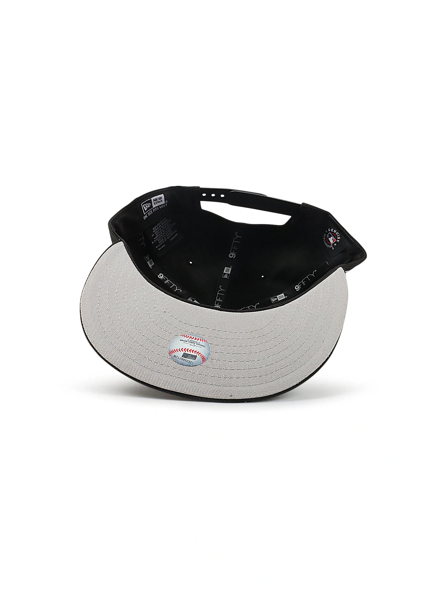 New Era 950 9x Champs Snapback - Black