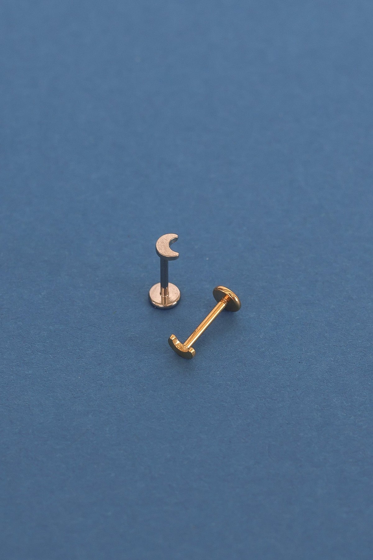 Moon Flat Back Stud