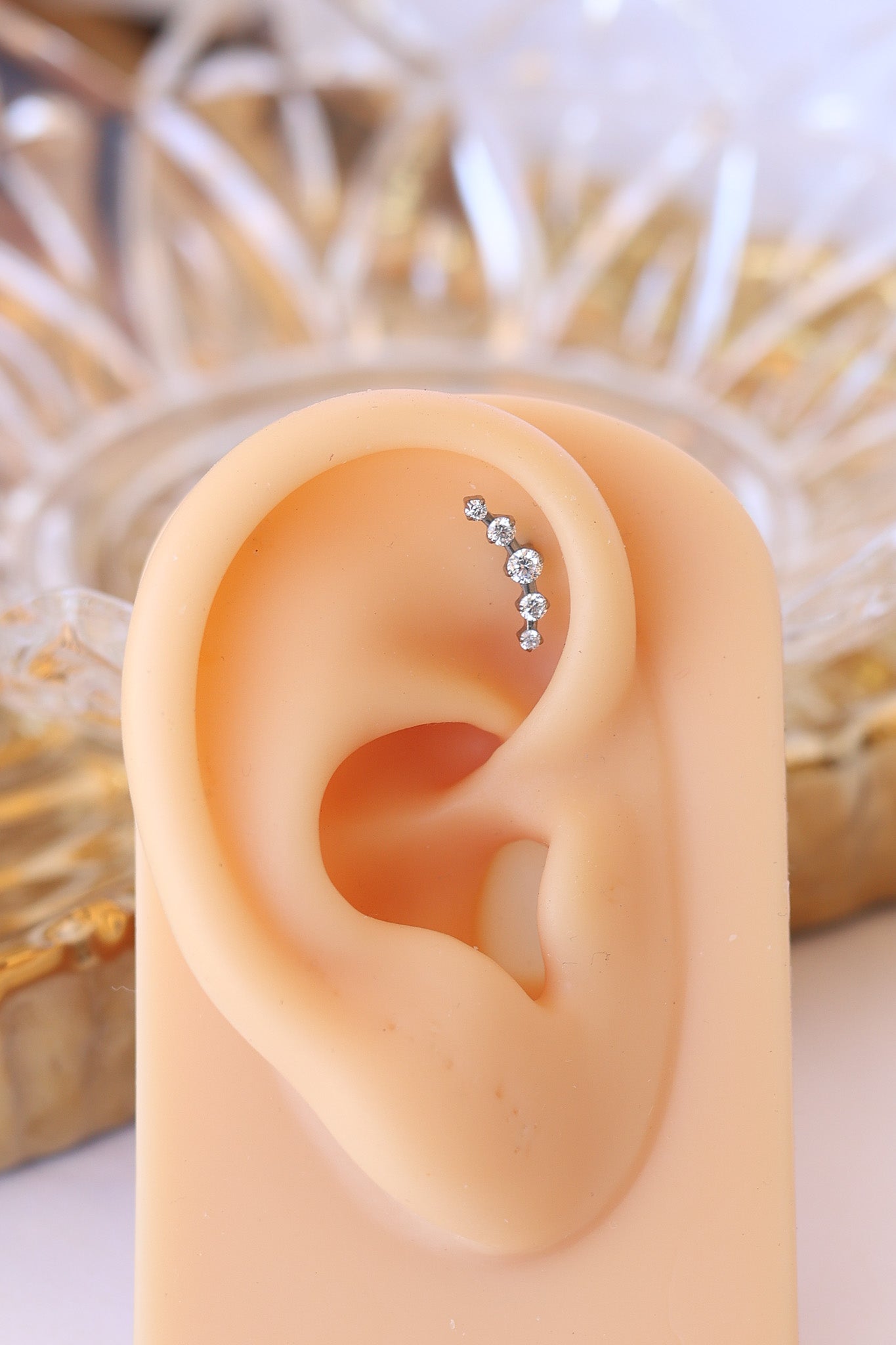 Monroe Flat Back Stud - Osadia Concept Store