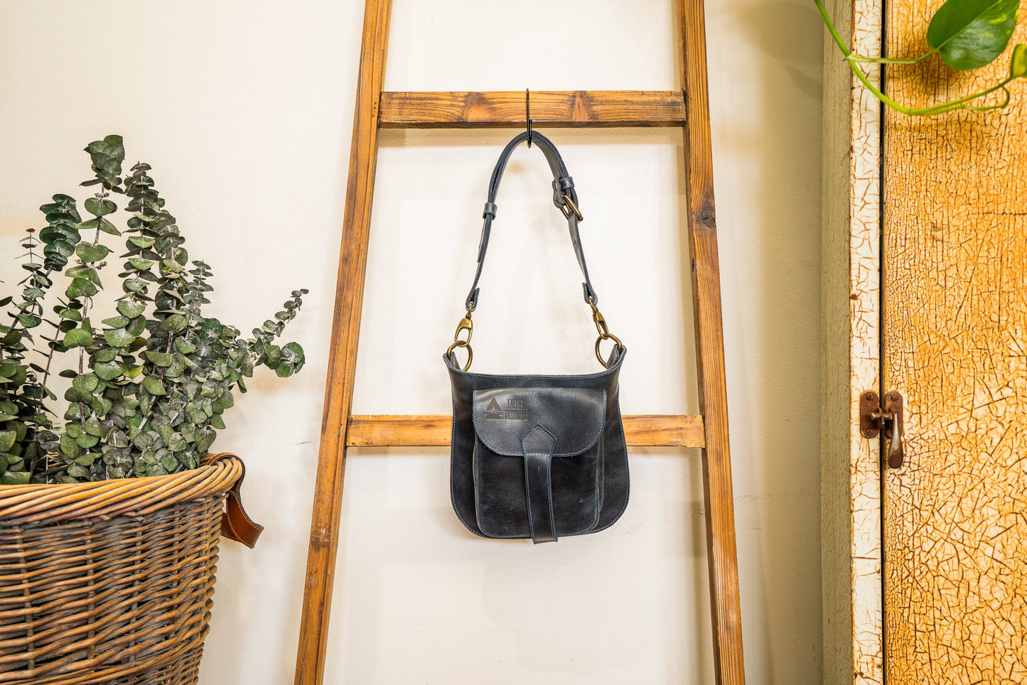 Awabal Satchel - Navy