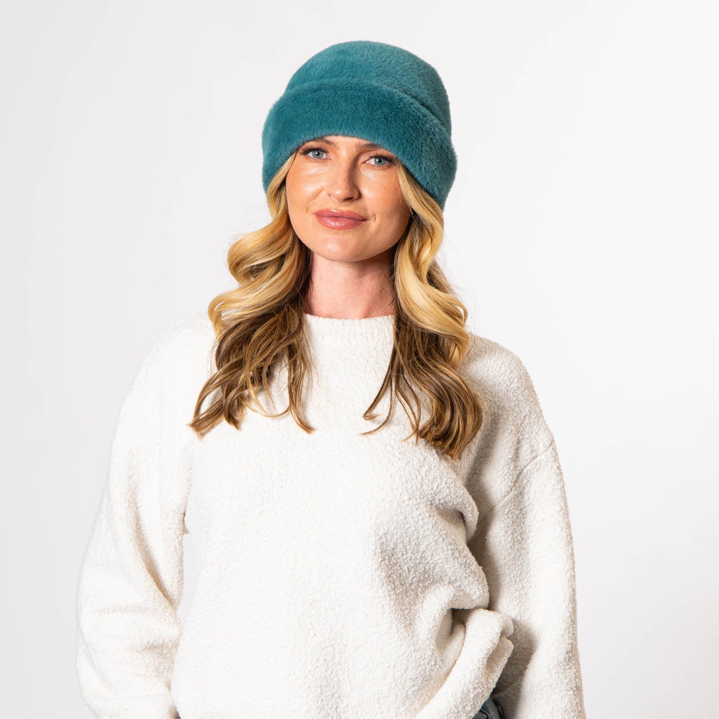 Amico - Plush Cuffed Beanie