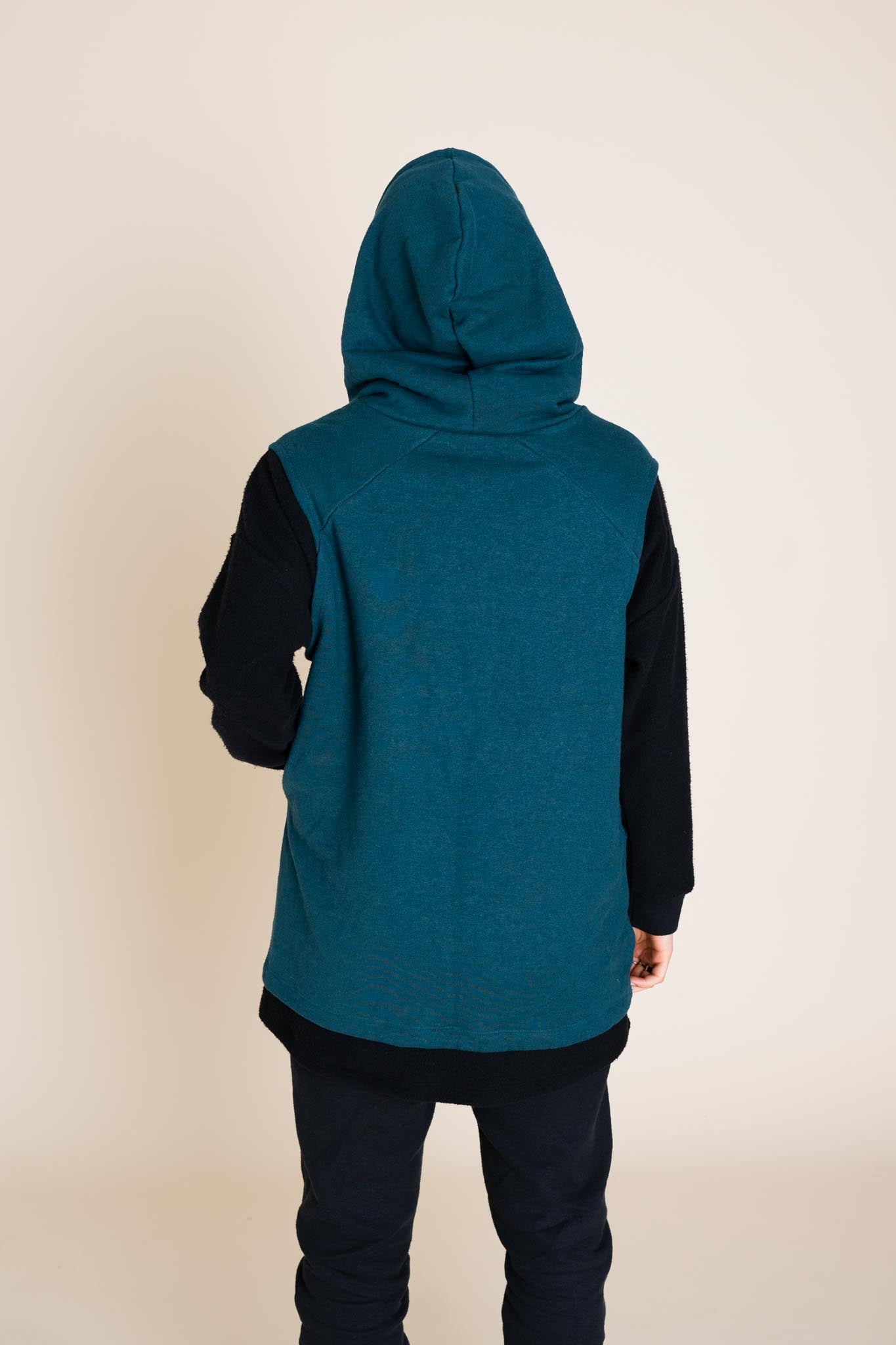 Wilder Vest in Marine - Osadia Concept Store