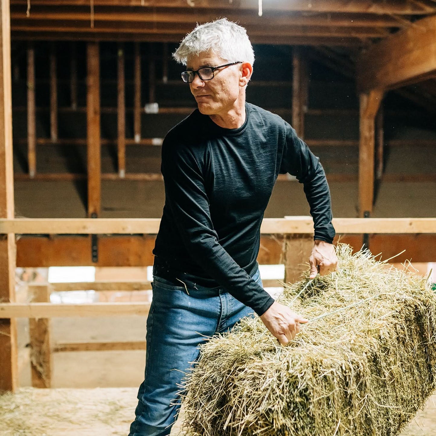 Lightweight Men's Wool Crew - 100% Merino Wool - Osadia Concept Store