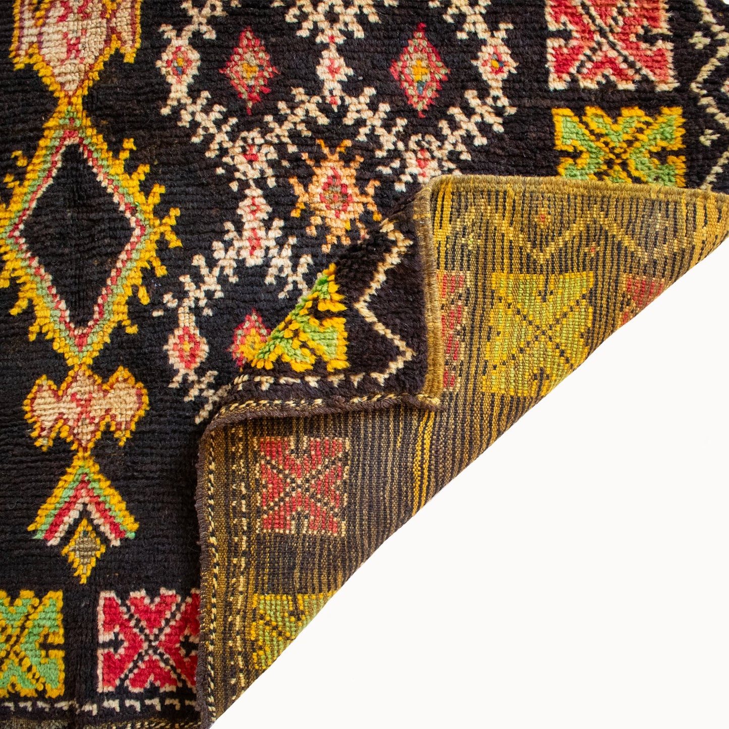 Vintage Moroccan Rug | 4' x 8'4"