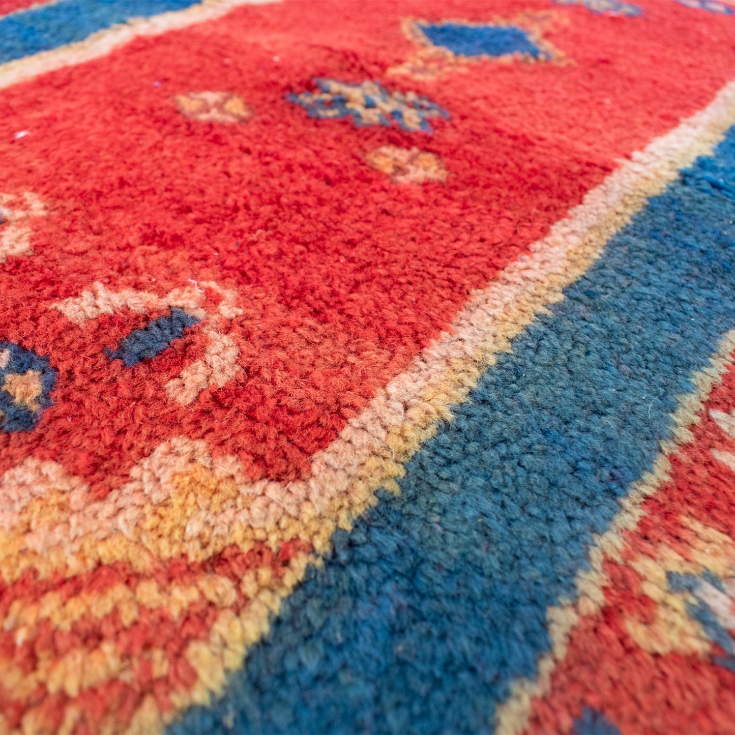 Jake Vintage Moroccan Taznakht Rug | 2'10" x 4'4"
