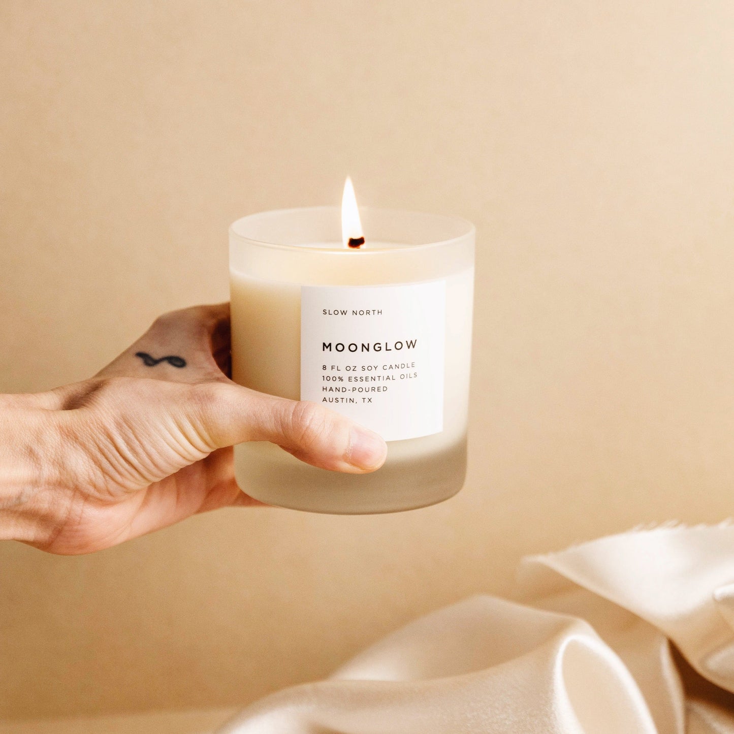 Moonglow - Signature Candle (Patchouli + Cinnamon + Black Pepper) - Osadia Concept Store