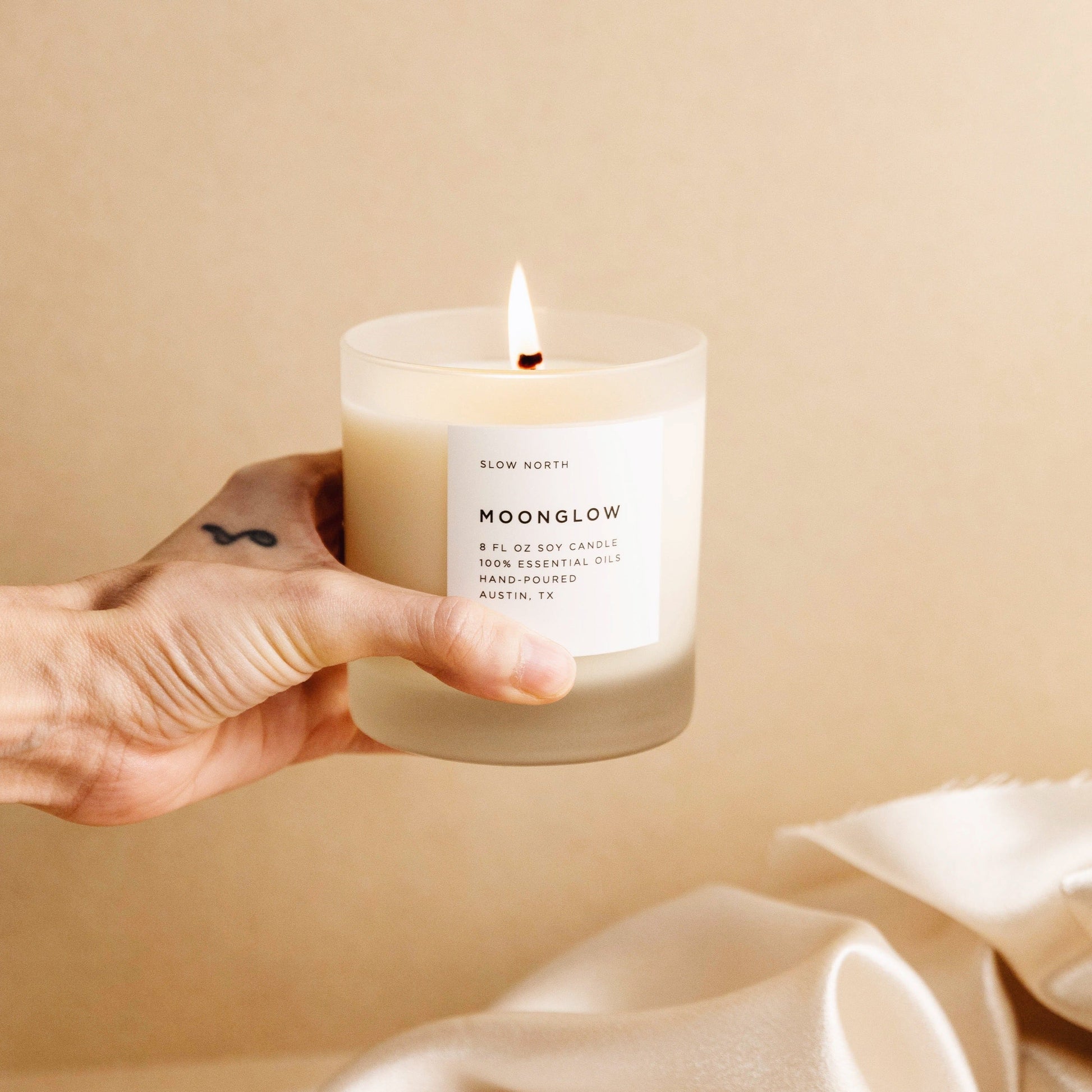 Moonglow - Signature Candle (Patchouli + Cinnamon + Black Pepper) - Osadia Concept Store