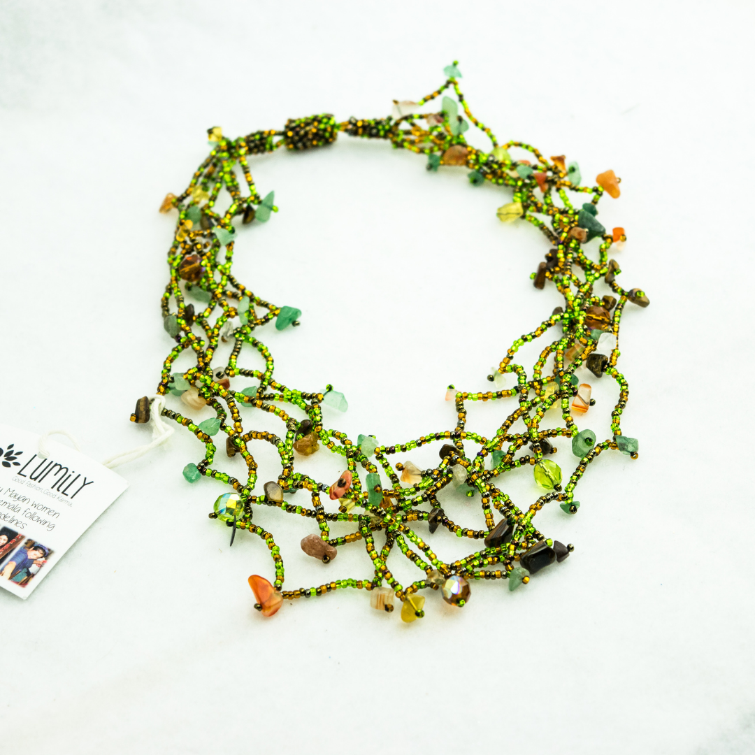 Luzy Beaded Necklace with Magnetic Closure - Guatemala