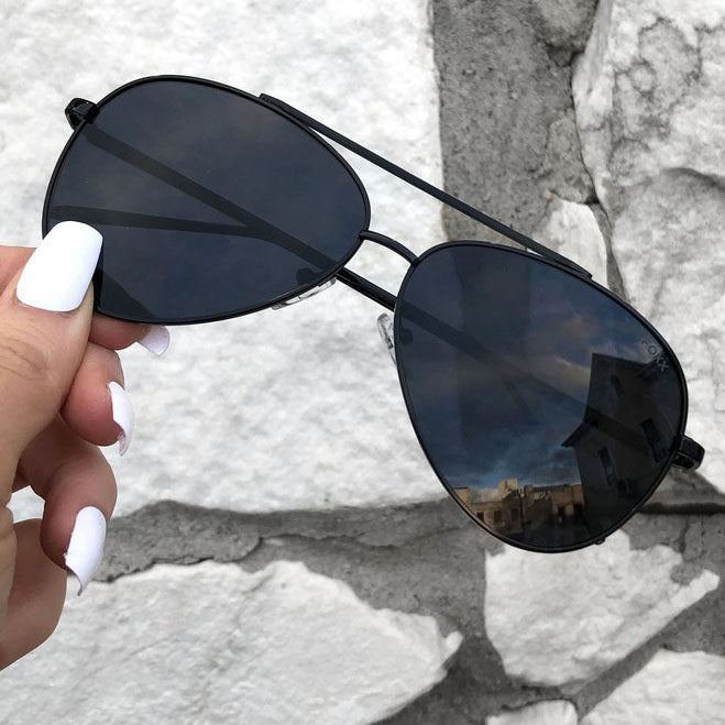 Amelia - Jet Black