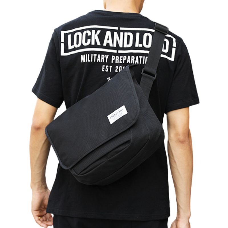 Oxford Messenger Bag