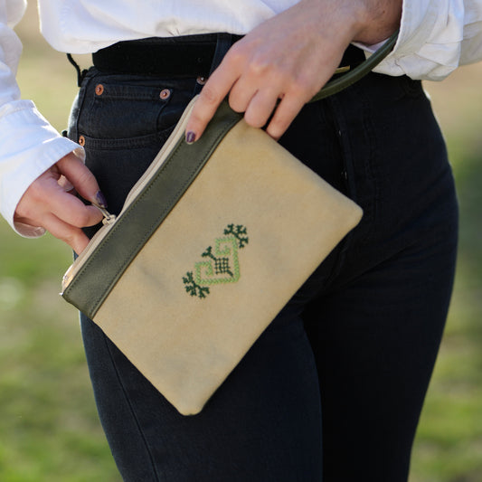 Heart Leather Clutch - Green