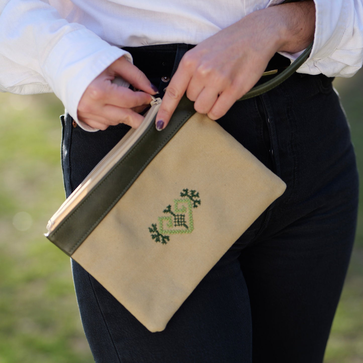 Heart Leather Clutch - Green
