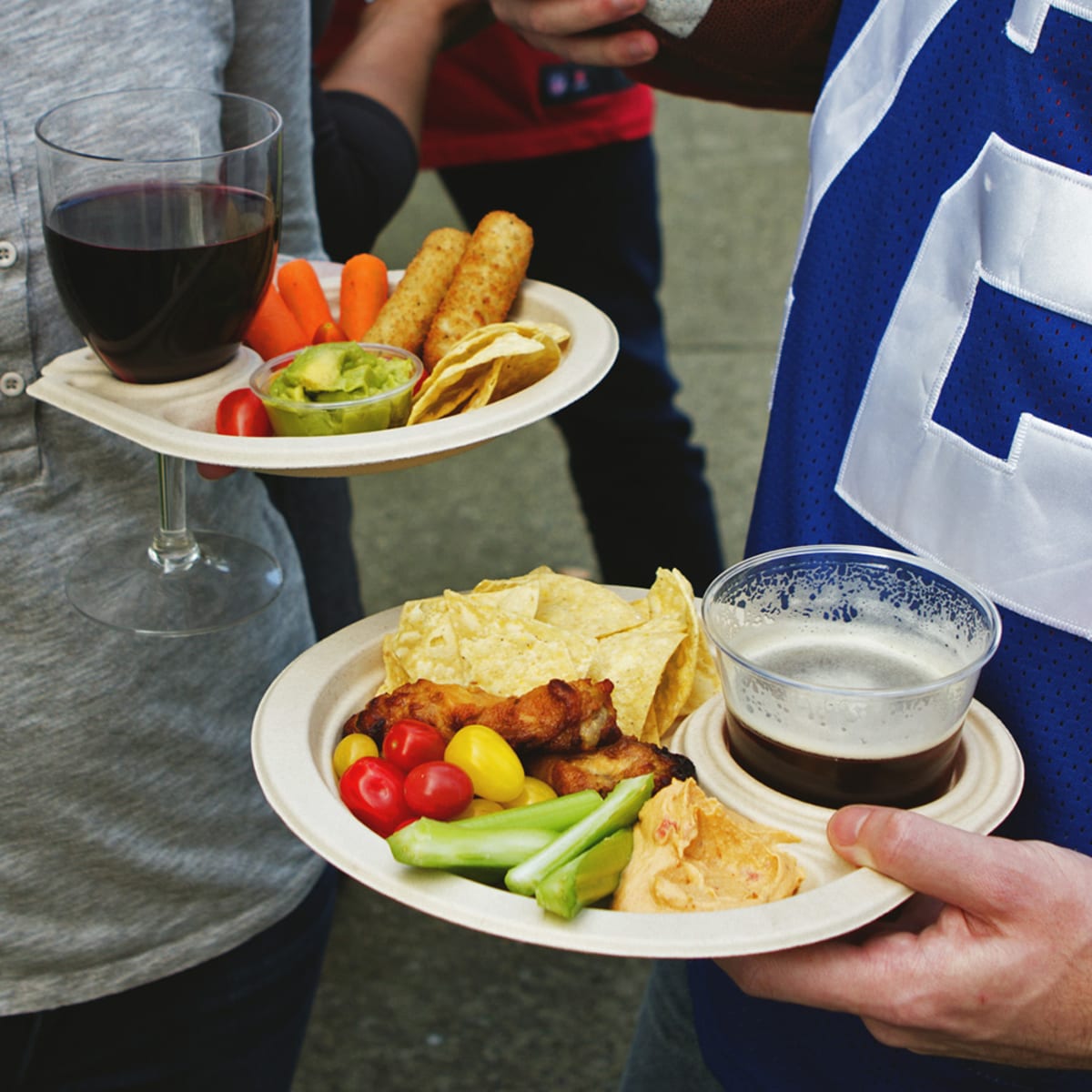 World Centric 7" Compostable Party Plates with Wine Glass Holder (QTY 1000), SKU PL-SC-7WN-LFS