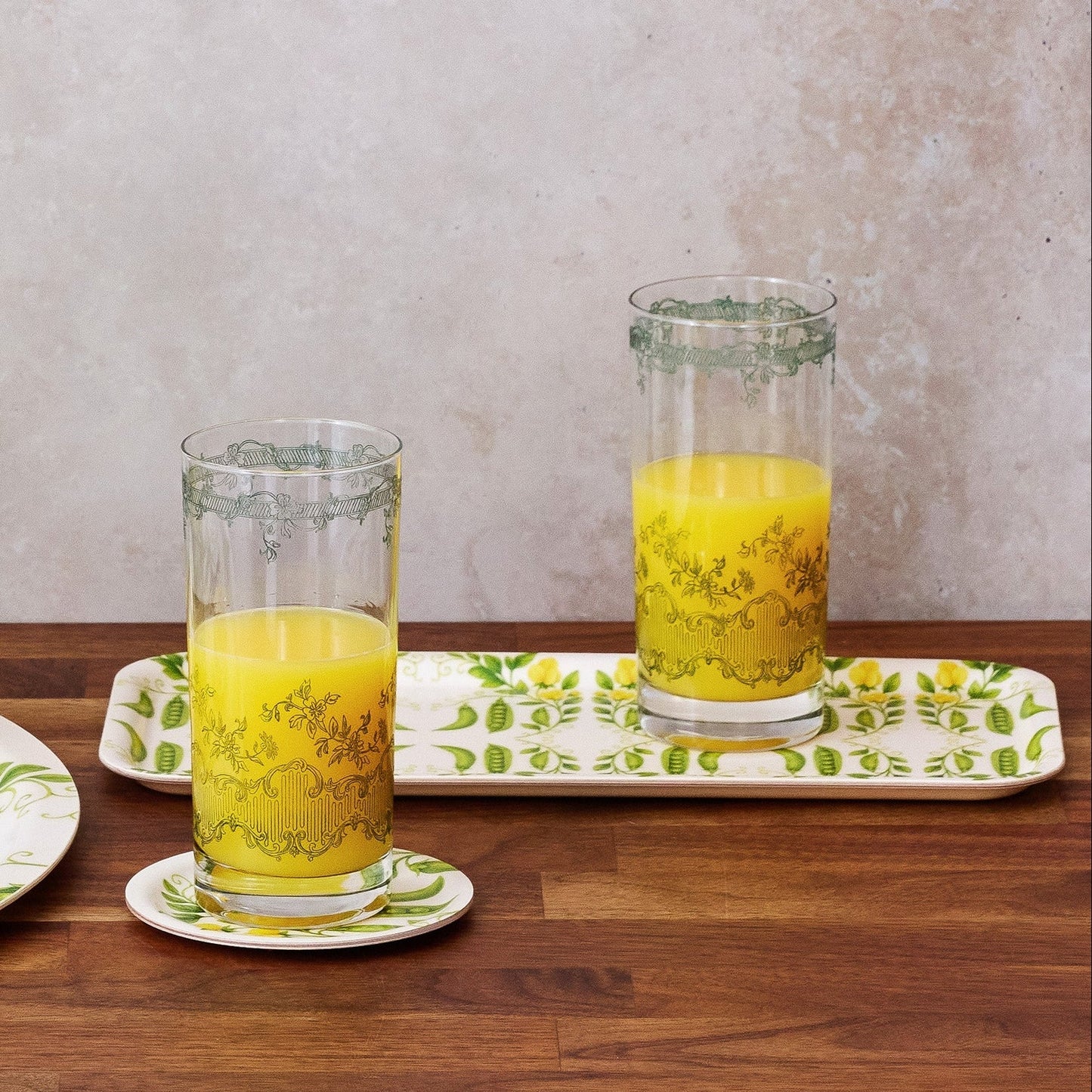 Pea Blossoms Decorative Birchwood Tray - Mini Round - Set of 2