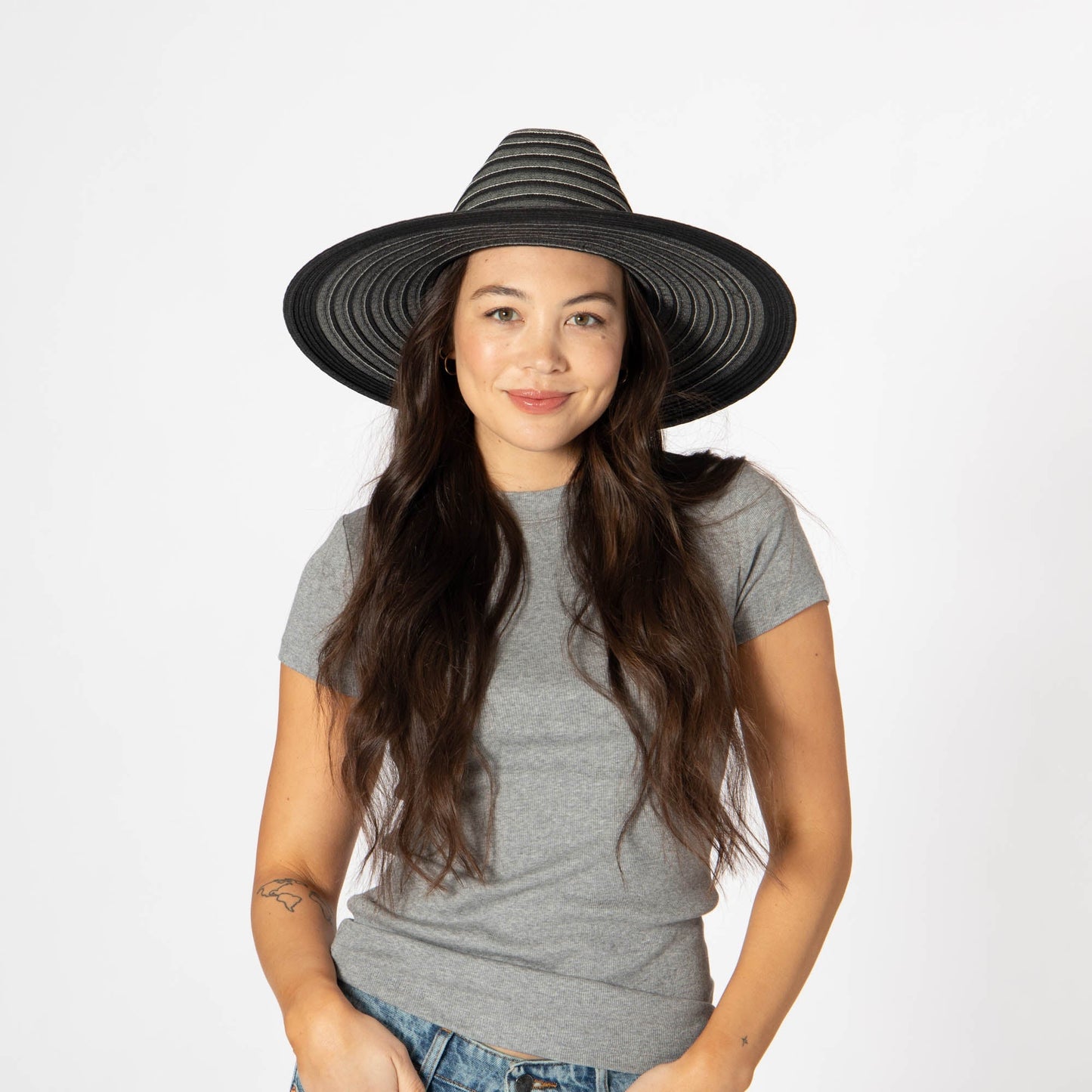 Renata - Wide Brim Cattleman's Crease Sun Hat