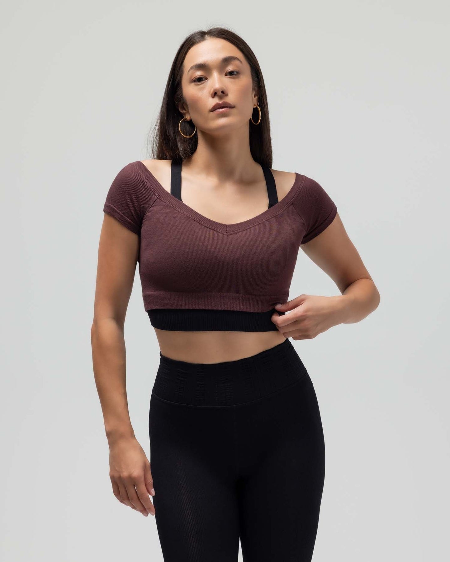 RIBBED CAP SLEEVE CROP TOP