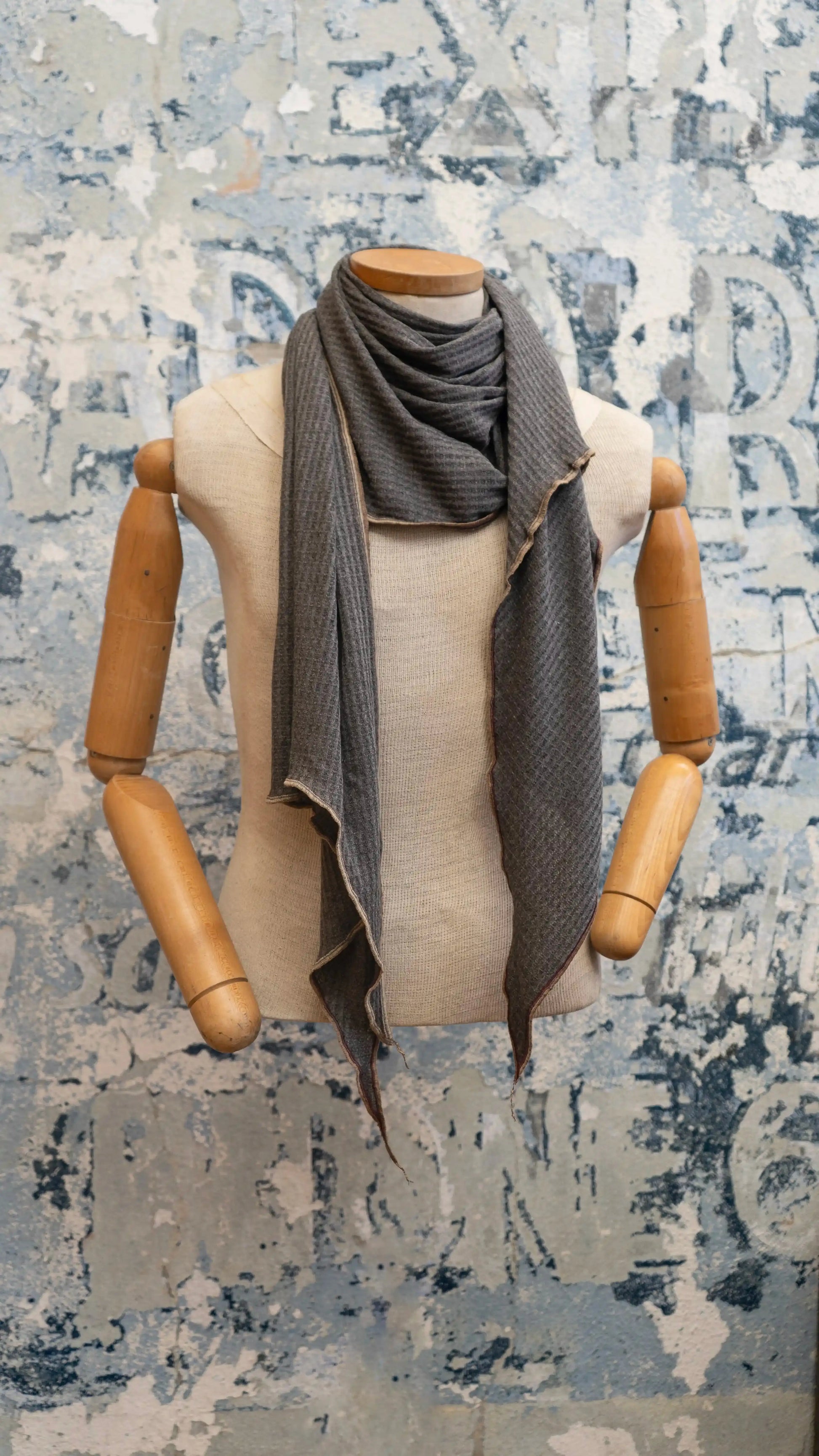 Regal Snuggles Scarf - Osadia Concept Store