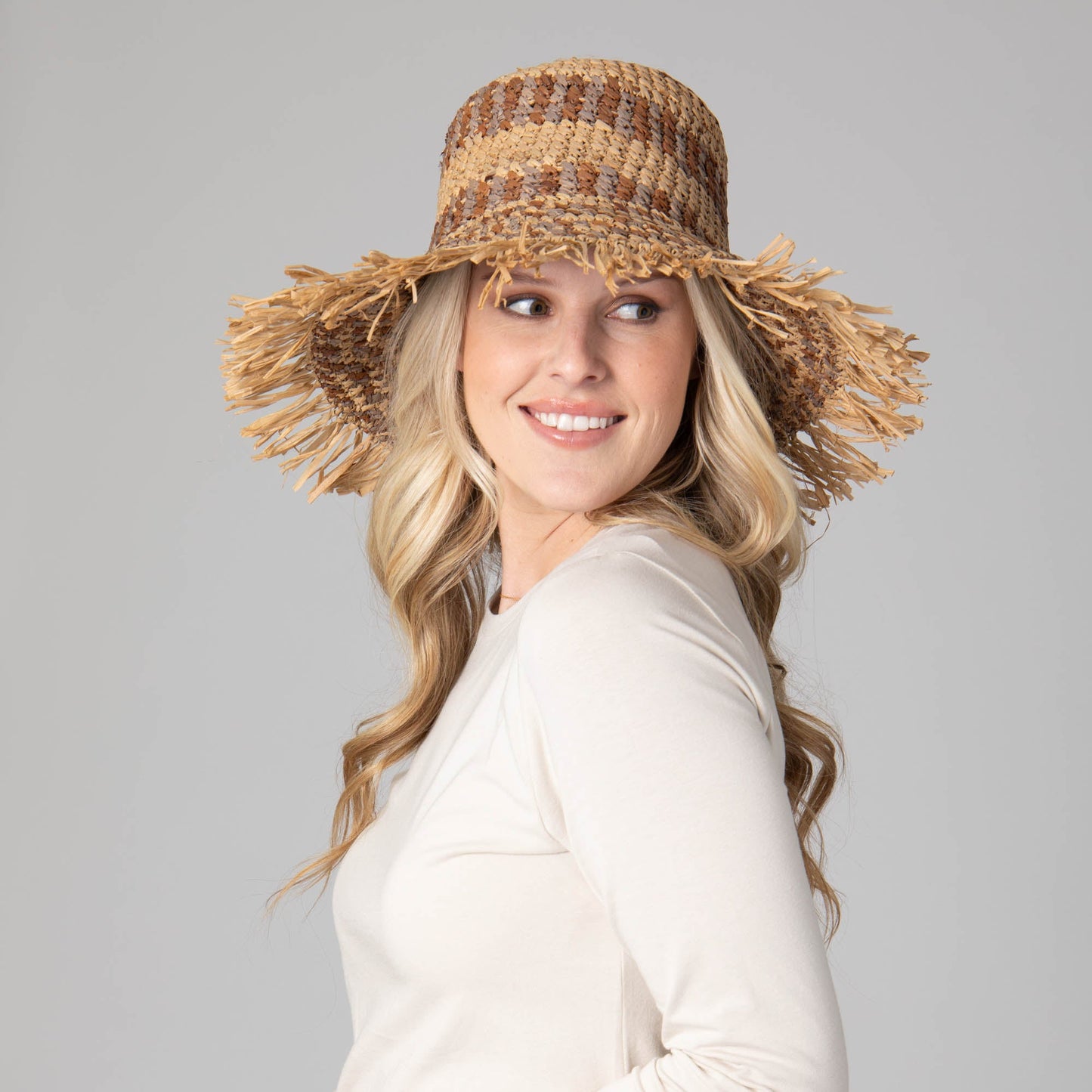 Waverly Women's Frayed Edge Bucket