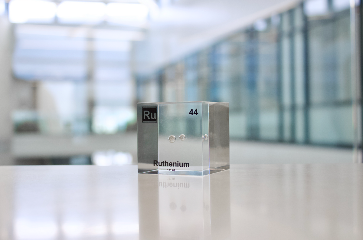 Ruthenium Element Cube