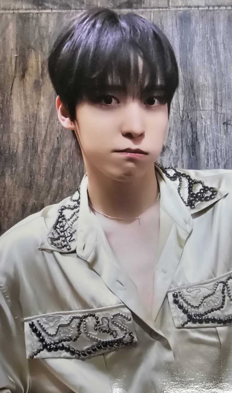 ATEEZ Golden Hour - Official Pob Photocards (Pout Version)