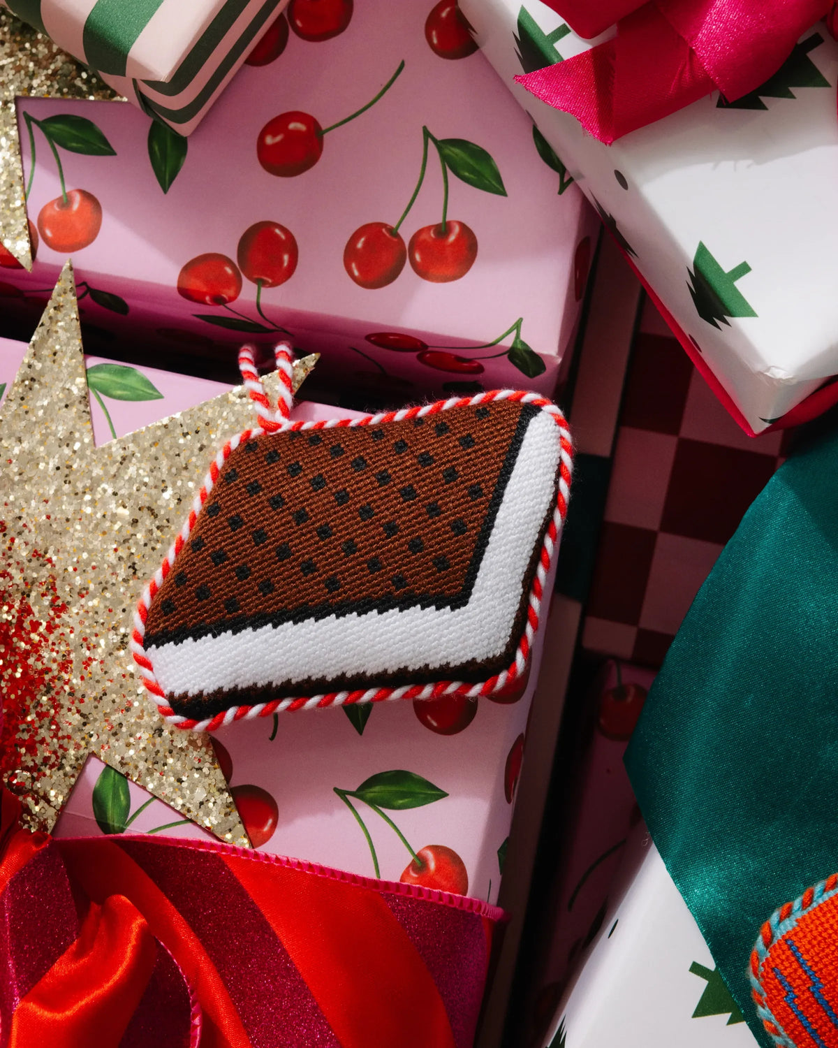 Needlepoint Icon Ornament - Ice Cream Sandwich